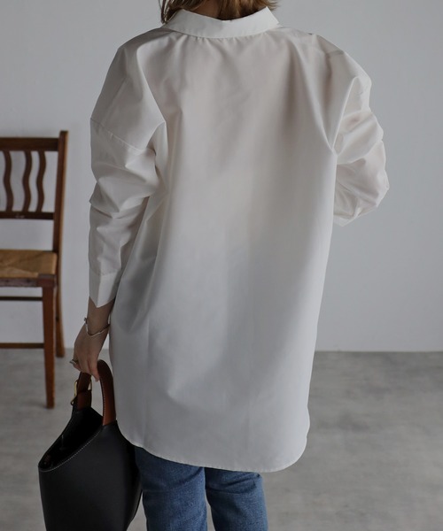 Yucca(ユッカ)の「長袖ルーズシルエットシャツ(シャツ/ブラウス・レディース・ホワイト/ネイビー/グレー/ピンク・LARGE/MEDIUM)」の8枚目の写真