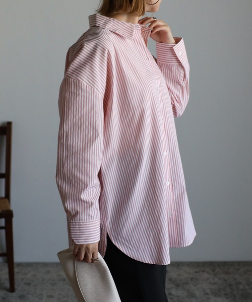 Yucca(ユッカ)の「長袖ルーズシルエットシャツ(シャツ/ブラウス・レディース・ホワイト/ネイビー/グレー/ピンク・LARGE/MEDIUM)」の21枚目の写真