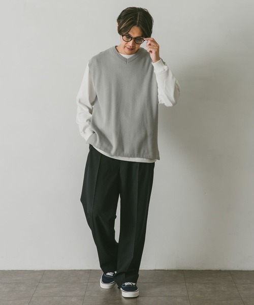 URBAN RESEARCH DOORS（アーバンリサーチドアーズ）の「ダブルフェイスVネックベスト（Tシャツ/カットソー・メンズ・チャコールグレー/ブラウン/ブルー/グレー系その他・MEDIUM/LARGE）」の8枚目の写真