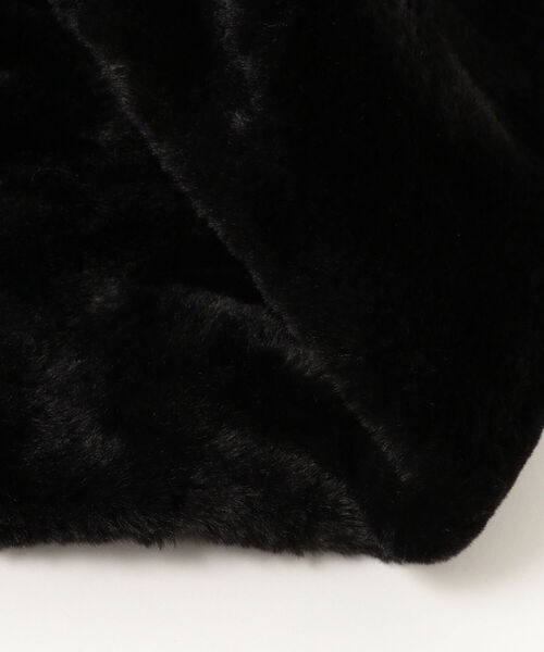 Ray BEAMS（レイビームス）の「Ray BEAMS / フェイクファー ソリッド スヌード（ネックウォーマー/スヌード・レディース・ライトグレー/ブラック・ONE SIZE）」の9枚目の写真