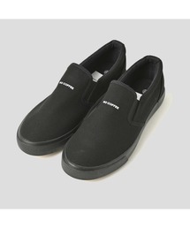 NO COFFEE（ノーコーヒー）の「ロゴスリッポン（スニーカー）」