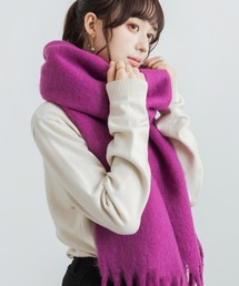 Rocky Monroe（ロッキーモンロー）の「モヘアタッチ フリンジ付きボリュームマフラー 無地・チェック柄・ボーダー柄（マフラー・パープル系）」