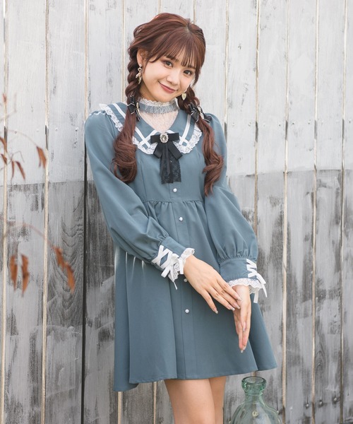 ROJITA（ロジータ）の「デコルテレースレイヤードカラーワンピース（ワンピース・レディース・ブルー/ブラック/ベージュ・FREE）」の19枚目の写真