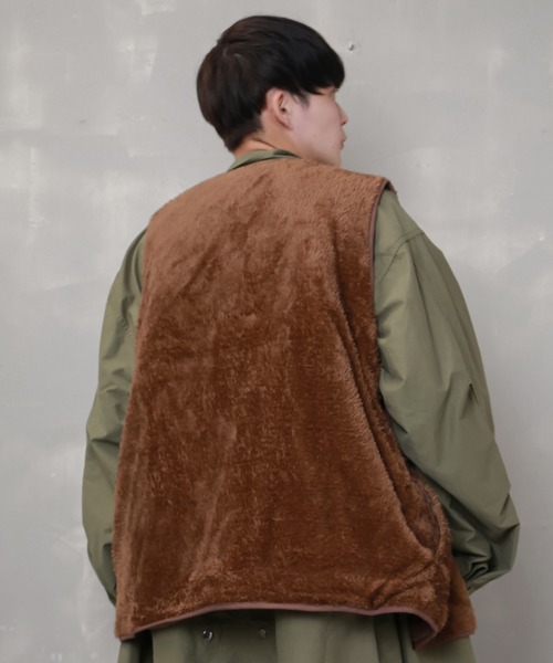 SPINNS（スピンズ）の「【フェイクファー】 ベスト（ベスト・メンズ・ブラック/カーキ/グレー/ブラウン・ONESIZE）」の19枚目の写真