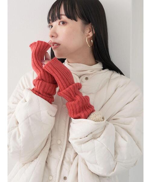 earth music&ecology（アースミュージックアンドエコロジー）の「アームカバー（アームカバー・レディース・イエロー/ブラック/ターコイズブルー/グリーン/オレンジ系その他/アイボリー・FREE）」の21枚目の写真