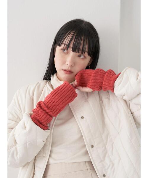 earth music&ecology（アースミュージックアンドエコロジー）の「アームカバー（アームカバー・レディース・イエロー/ブラック/ターコイズブルー/グリーン/オレンジ系その他/アイボリー・FREE）」の9枚目の写真