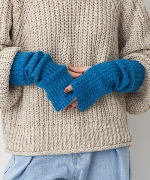 earth music&ecology（アースミュージックアンドエコロジー）の「アームカバー（アームカバー・レディース・イエロー/ブラック/ターコイズブルー/グリーン/オレンジ系その他/アイボリー・FREE）」の4枚目の写真