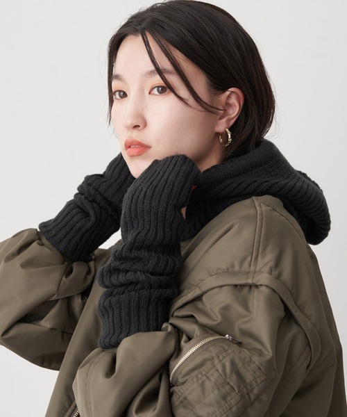 earth music&ecology（アースミュージックアンドエコロジー）の「アームカバー（アームカバー・レディース・イエロー/ブラック/ターコイズブルー/グリーン/オレンジ系その他/アイボリー・FREE）」の3枚目の写真