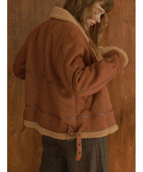 AMAIL（アマイル）の「Mouton minimum コート（ムートンコート・レディース・アイボリー/ブラウン・FREE）」の6枚目の写真