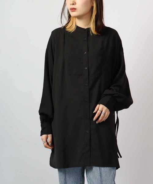 spiritoso(スピリトーゾ)の「spiritoso サイドリボンツイルブラウス(シャツ/ブラウス・レディース・ブラック/ベージュ・M)」の2枚目の写真