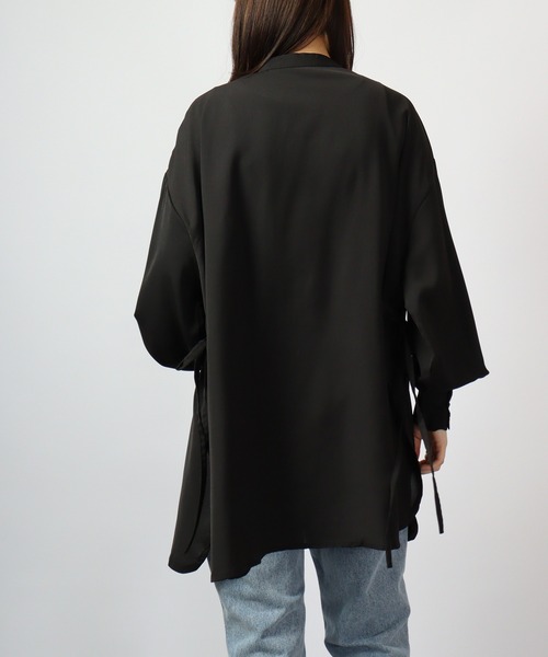 spiritoso(スピリトーゾ)の「spiritoso サイドリボンツイルブラウス(シャツ/ブラウス・レディース・ブラック/ベージュ・M)」の5枚目の写真