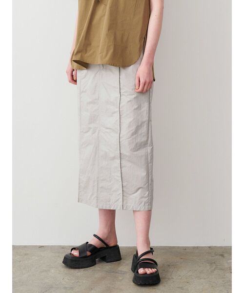 ELENDEEK（エレンディーク）の「ピンタックストレートスカート（スカート・レディース・ブラック/ベージュ/カーキ・01/02）」の10枚目の写真