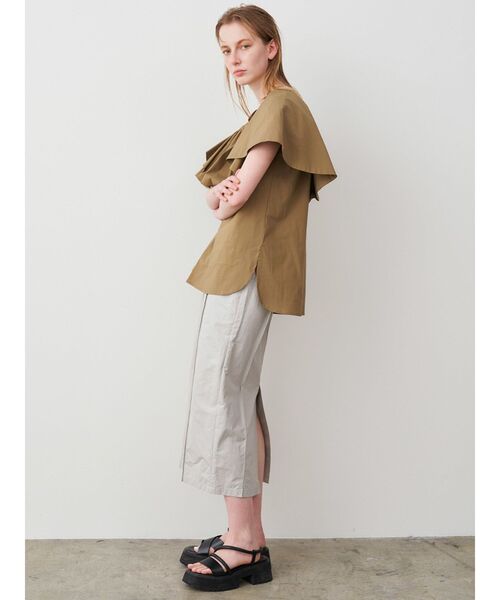 ELENDEEK（エレンディーク）の「ピンタックストレートスカート（スカート・レディース・ブラック/ベージュ/カーキ・01/02）」の7枚目の写真