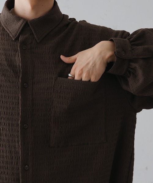 サイドスリットフクレジャガードシャツ　ブラック　【epnok】 epnok（エプノック）の「サイドスリットフクレジャガードシャツ