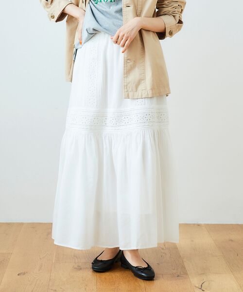 le.coeur blanc(ルクールブラン)の「ティアードレーススカート(スカート・レディース・ブラック/オフホワイト・38)」の5枚目の写真