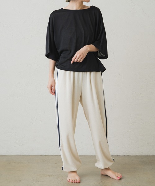 earthy(アーシー)の「シアークロップドトップス(Tシャツ/カットソー・レディース・キャメル/ミント/オフホワイト/ブラック・FREE)」の15枚目の写真