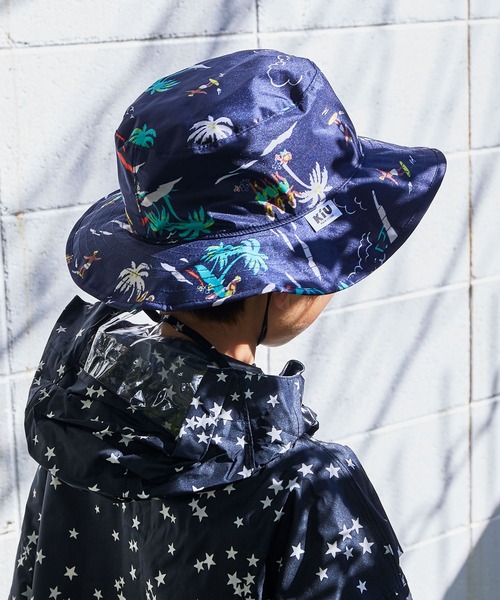 KiU（キウ）の「紫外線防止キッズサンシェードUVハット（ハット・キッズ・ブラック系その他/カーキ/ブラック/カラフル/ダークネイビー/サンドベージュ/ベージュ/ブルー系その他/タイガーカモ・SMALL/MEDIUM/LARGE）」の7枚目の写真