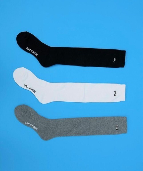 ESC STUDIO（イーエスシースタジオ）の「【ESC STUDIO/イーエスシースタジオ】ESC knee socks/ ロゴソックス ハイソックス（ソックス/靴下・メンズ・ブラック/グレー/ホワイト・ONE SIZE）」の4枚目の写真