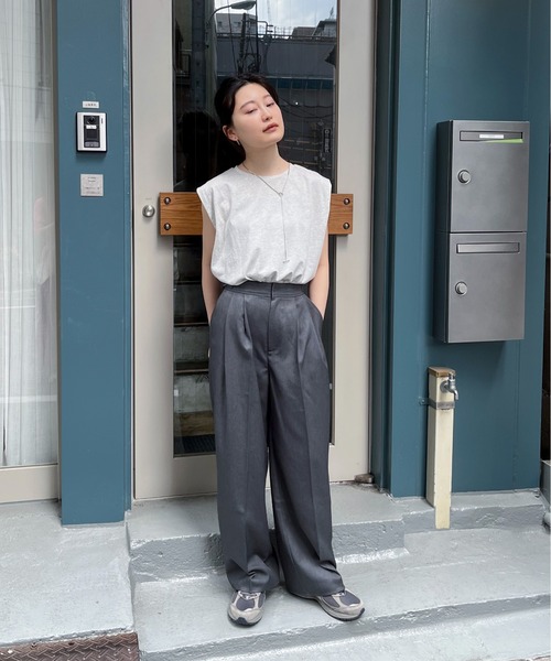 feepur（フェピュール）の「ツータックグルカパンツ（スラックス・レディース・ブラック/グレー/アイボリー・MEDIUM/SMALL）」の8枚目の写真