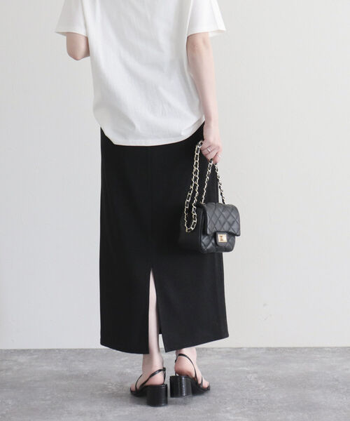 fredy emue（フレディエミュ）の「ラメタイトスカート（スカート・レディース・ベージュ/ブラック/シルバー・38/36）」の22枚目の写真