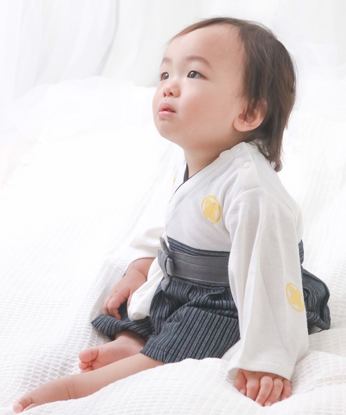 KYOETSU（キョウエツ）の「袴ロンパース 男の子（ロンパース・キッズ・ホワイト系その他/ブラック系その他/ブルー系その他/ブラック系その他2・70/90/80）」の2枚目の写真