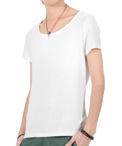 LUXSTYLE（ラグスタイル）の「Aegnoir(イグノア) ワイドＵネック無地Tシャツ（Tシャツ/カットソー・メンズ・ブラック/グレー/レッド/ホワイト/モカ/杢グレー/チャコール/ダークブラウン/パープル/ネイビー・M/L/XL/XXL）」の2枚目の写真