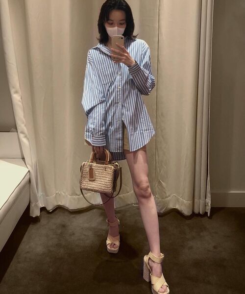 COACH かごバッグ ベージュ/黒 蝶モチーフ COACH かごバッグ｜バッグ｜ファッション おすすめ人気商品一覧