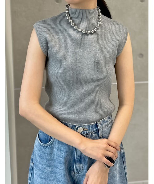 Re:EDIT（リエディ）の「[神山まりあさん着用][2024SS COLLECTION]プチハイネックノースリーブレーヨンブレンドサマーリブニットトップス（タンクトップ・レディース・ブラウン/ブラック/ホワイト/ホワイト×ネイビー/グレー/ベージュ・LARGE/MEDIUM）」の5枚目の写真