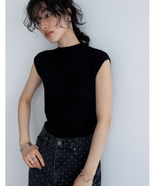 Re:EDIT（リエディ）の「[神山まりあさん着用][2024SS COLLECTION]プチハイネックノースリーブレーヨンブレンドサマーリブニットトップス（タンクトップ・レディース・ブラウン/ブラック/ホワイト/ホワイト×ネイビー/グレー/ベージュ・LARGE/MEDIUM）」の18枚目の写真