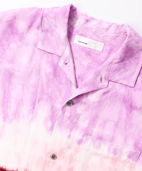 TOGA（トーガ）の「TOGA Inner tie dye S/S shirt（シャツ/ブラウス・メンズ・レッド・48）」の3枚目の写真