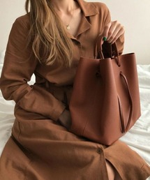 folka（フォルカ）の「RM キャシー「PUレザーダブルハンドル ショルダー トートバッグ」大人女性に贈るエレガントなトートバッグ【Maison select-メゾンセレクト-】（トートバッグ・メンズ）」