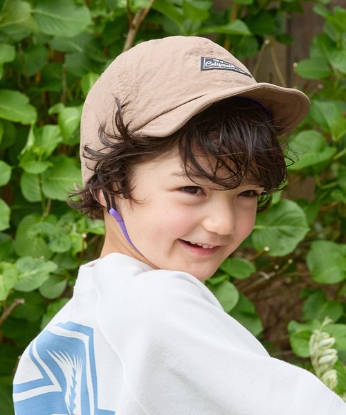 BAYFLOW(ベイフロー)の「紐付きキャップ(KIDS)(キャップ・キッズ・ライトブルー/ブラック/ホワイト/ベージュ・M/L)」の4枚目の写真