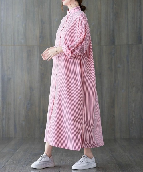 MAISON BREEZE（メゾンブリーズ）の「【MAISON BREEZE】スタンドカラーストライプシャツワンピース SCCH355（シャツワンピース・レディース・レッド/ブラック/ライトブルー/ブルー・FREE）」の4枚目の写真