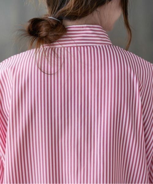 MAISON BREEZE（メゾンブリーズ）の「【MAISON BREEZE】スタンドカラーストライプシャツワンピース SCCH355（シャツワンピース・レディース・レッド/ブラック/ライトブルー/ブルー・FREE）」の12枚目の写真