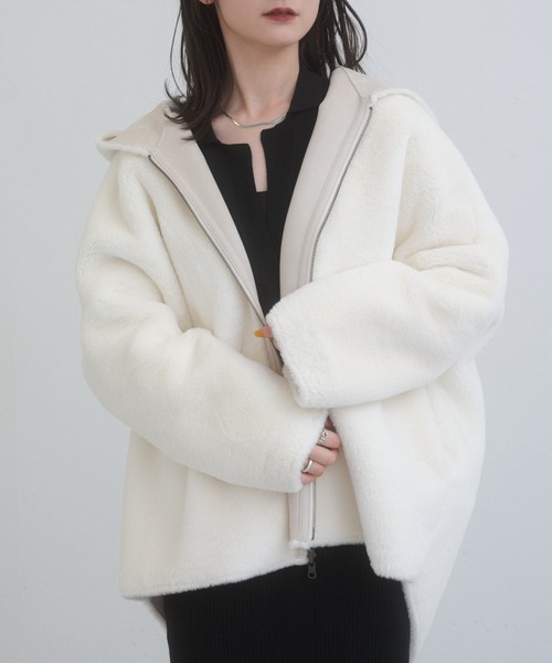 Lui's（ルイス）の「フェイクムートンフードコート（ムートンコート・レディース・カーキ/アイボリー/ブラウン・FREE）」の6枚目の写真