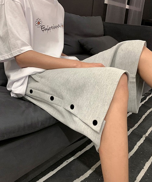 GENXDER(ノンジェンダー)の「【genxder】ユニセックスショートパンツ (SS)(その他パンツ・レディース・ブラック/グレー・MEDIUM/XXX-LARGE/X-LARGE/LARGE/XX-LARGE)」の1枚目の写真