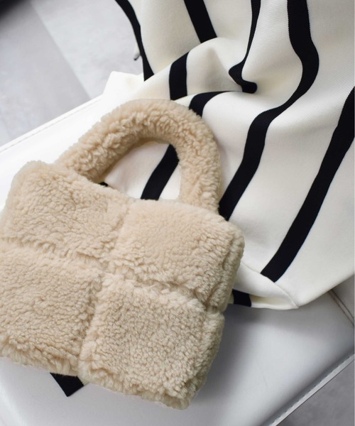 PICCIN(ピッチン)の「エコファースクエアバッグ(トートバッグ・レディース・ラベンダー/ダークブラウン/アイボリー/ピンク・FREE)」の2枚目の写真