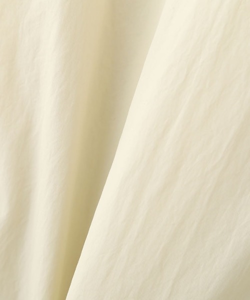 ETRE TOKYO（エトレトウキョウ）の「スタンドネックパディングコート（ダウンジャケット/コート・レディース・ブラック/オフホワイト・M/S）」の13枚目の写真