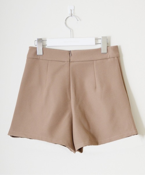 ibeul_（イベール）の「ダブルスリットミニスカートパンツ（その他パンツ・レディース・ベージュ/ブラック・M/XL/S/L）」の15枚目の写真