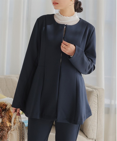 Petitle（プチレ）の「[ セレモニー ] [ 低身長向けサイズ ] ペプラムジャケット×パンツフォーマルセットアップ（スーツセット・レディース・ネイビー/ブラック・PS/PM/PL）」の9枚目の写真