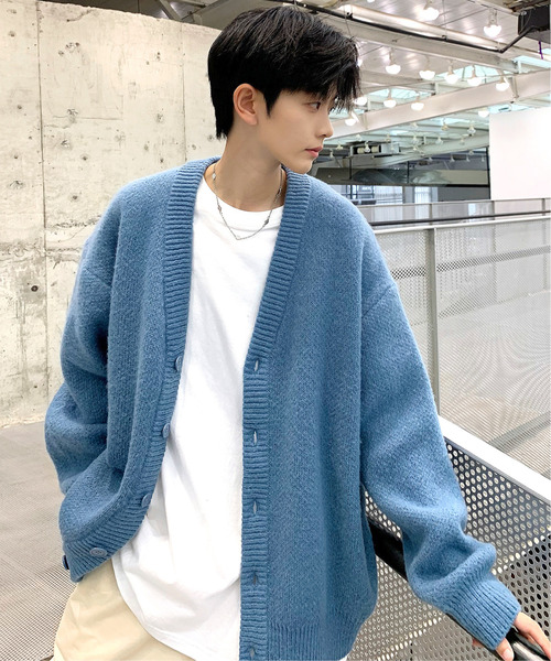 neos(ネオス)の「【neos -addictive design-】ルーズシルエット モヘア ライク 無地&チェック ニット カーディガン(カーディガン/ボレロ・メンズ・ブルー/ネイビー/グレー/ベージュ系/ベージュ/ブラック・X-LARGE/LARGE/MEDIUM)」の6枚目の写真