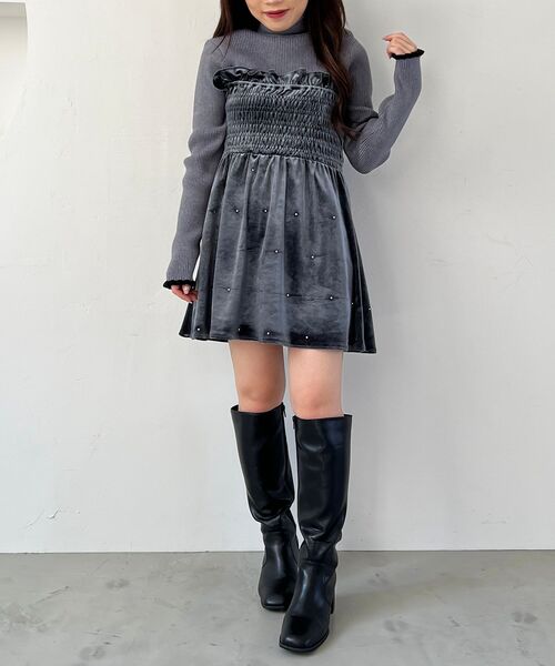 MAJESTIC LEGON(マジェスティックレゴン)の「肩リボンきらめきビスチェ(ベスト・レディース・アイボリー/チャコールグレー/ブラック・MEDIUM)」の19枚目の写真