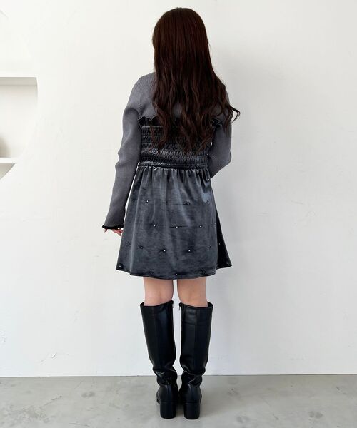 MAJESTIC LEGON(マジェスティックレゴン)の「肩リボンきらめきビスチェ(ベスト・レディース・アイボリー/チャコールグレー/ブラック・MEDIUM)」の22枚目の写真