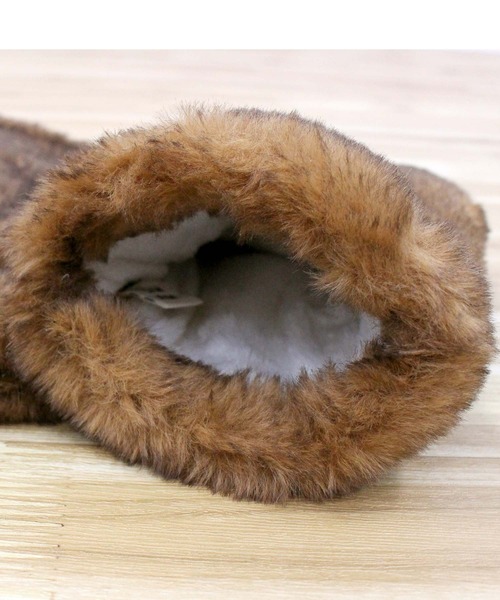 UGG（アグ）の「UGG フェイクファー フィンガーレスグローブ W FAUX FUR FINGERLESS（手袋・レディース・ブラック/ナチュラル・S/M/L/XL）」の8枚目の写真