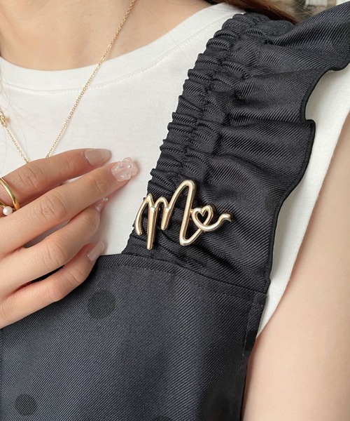 美品 ゴールドツイストロゴブローチ フェンディ FENDI FENDI ブローチ FIRST 8AH759 W2Y Fロゴ