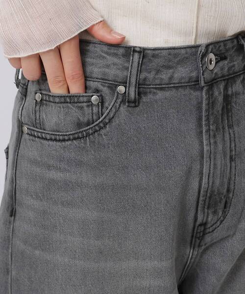 GALLEST（ギャレスト）の「ワイドデニムパンツ（デニムパンツ・レディース・アイボリー/ライトブルー/グレー・40/38/36）」の19枚目の写真