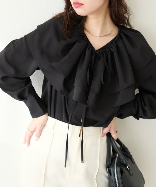 natural couture（ナチュラルクチュール）の「osonoフリルケープ付きマルチWAYブラウス（シャツ/ブラウス・レディース・ブラック/ドット/オフホワイト/グレイッシュベージュ・FREE）」の3枚目の写真