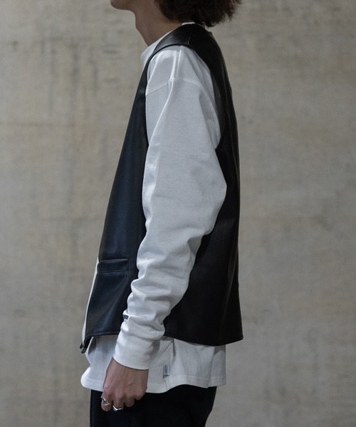 JOHN'S CLOSET(ジョンズクローゼット)の「【13】PUレザー ノーカラー バイカーズベスト(ベスト・メンズ・ブラック・MEDIUM/LARGE)」の8枚目の写真