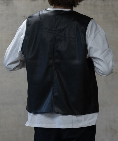 JOHN'S CLOSET(ジョンズクローゼット)の「【13】PUレザー ノーカラー バイカーズベスト(ベスト・メンズ・ブラック・MEDIUM/LARGE)」の7枚目の写真