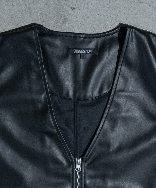 JOHN'S CLOSET(ジョンズクローゼット)の「【13】PUレザー ノーカラー バイカーズベスト(ベスト・メンズ・ブラック・MEDIUM/LARGE)」の15枚目の写真